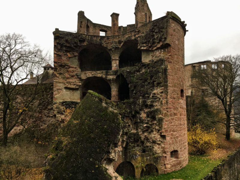 ハイデルベルク城の破壊されたままの建物